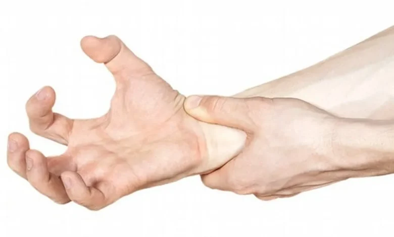 گرفتگی عضلات دست