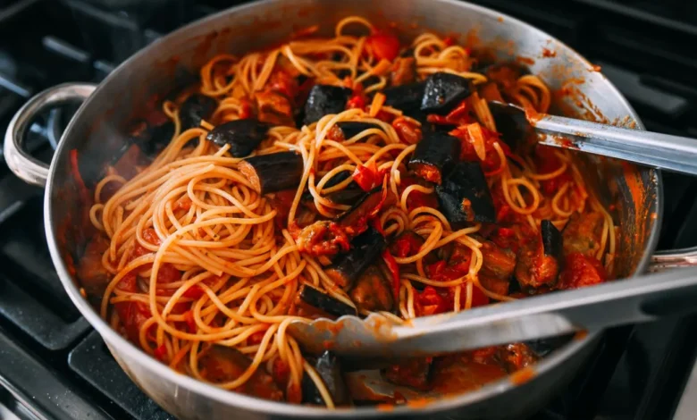 طرز تهیه ماکارانی با بادمجان