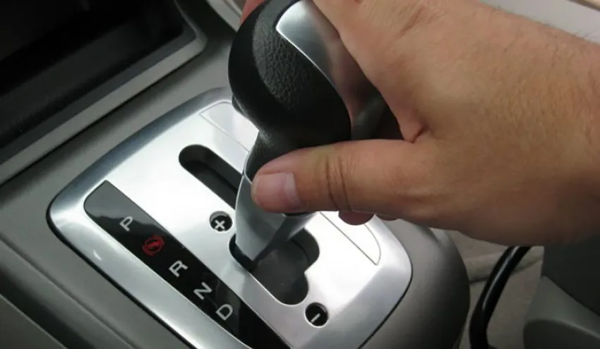 رانندگی با گیربکس دو کلاچه