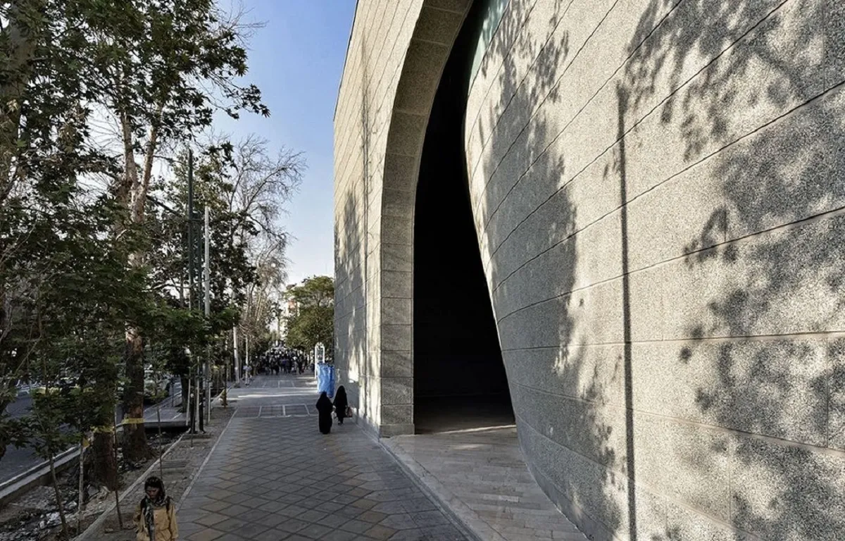 معماری متفاوت جنجالی‌ترین مسجد تهران عکس