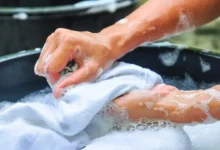 پاک کردن لاک ناخن