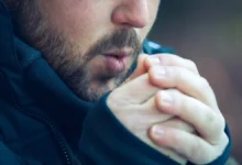احساس سرما یکی از علائم شایع کمبود «یُد» است