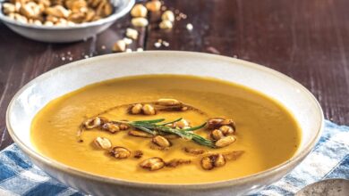 طرز تهیه سوپ بادام زمینی