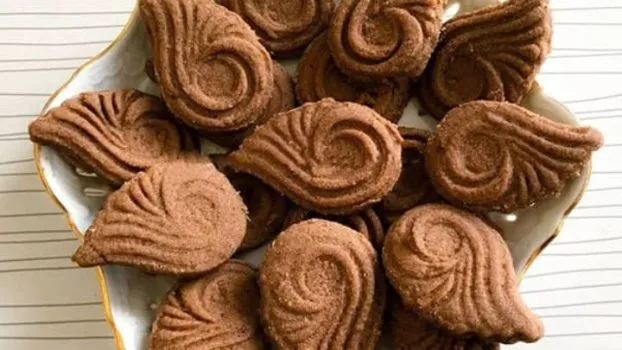 طرز تهیه شیرینی نسکافه‌ ای مناسب نوروز1