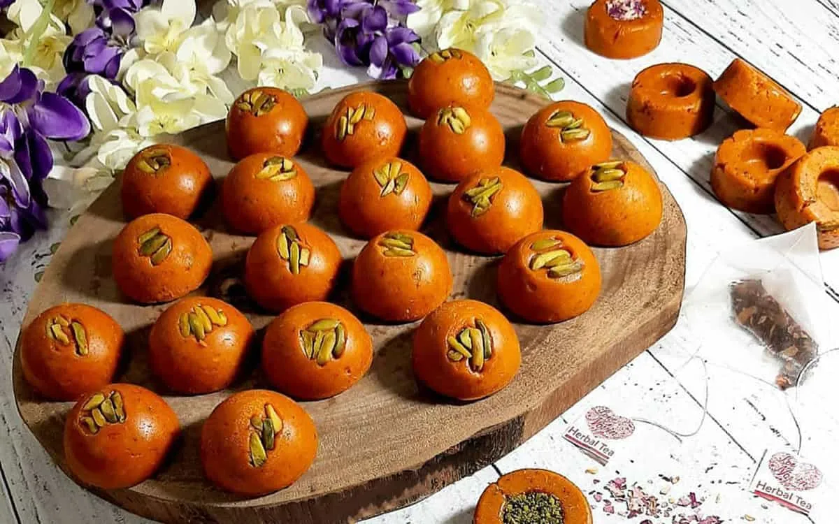 شیرینی دیلایت زعفرانی