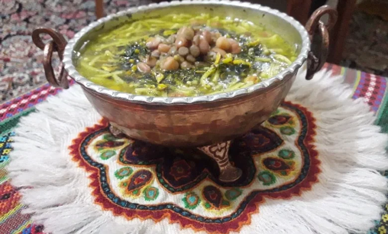 طرز تهیه آش رشته کرمانی