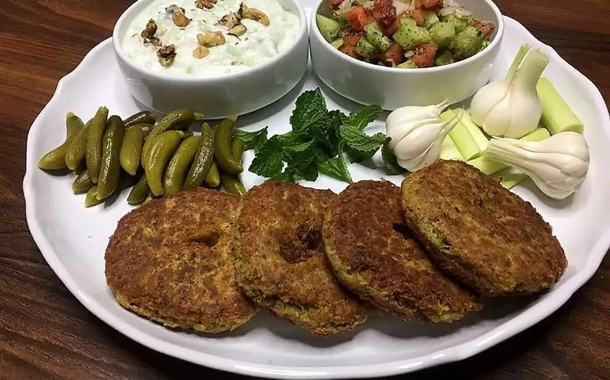 طرز تهیه سبزی شامی گیلانی فیلم