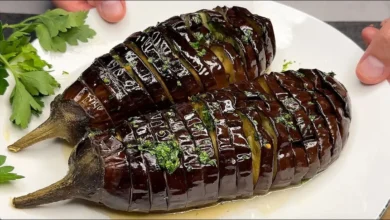 طرز پخت یک غذای جدید با بادمجان، سیر و جعفری به روش ایتالیایی ها