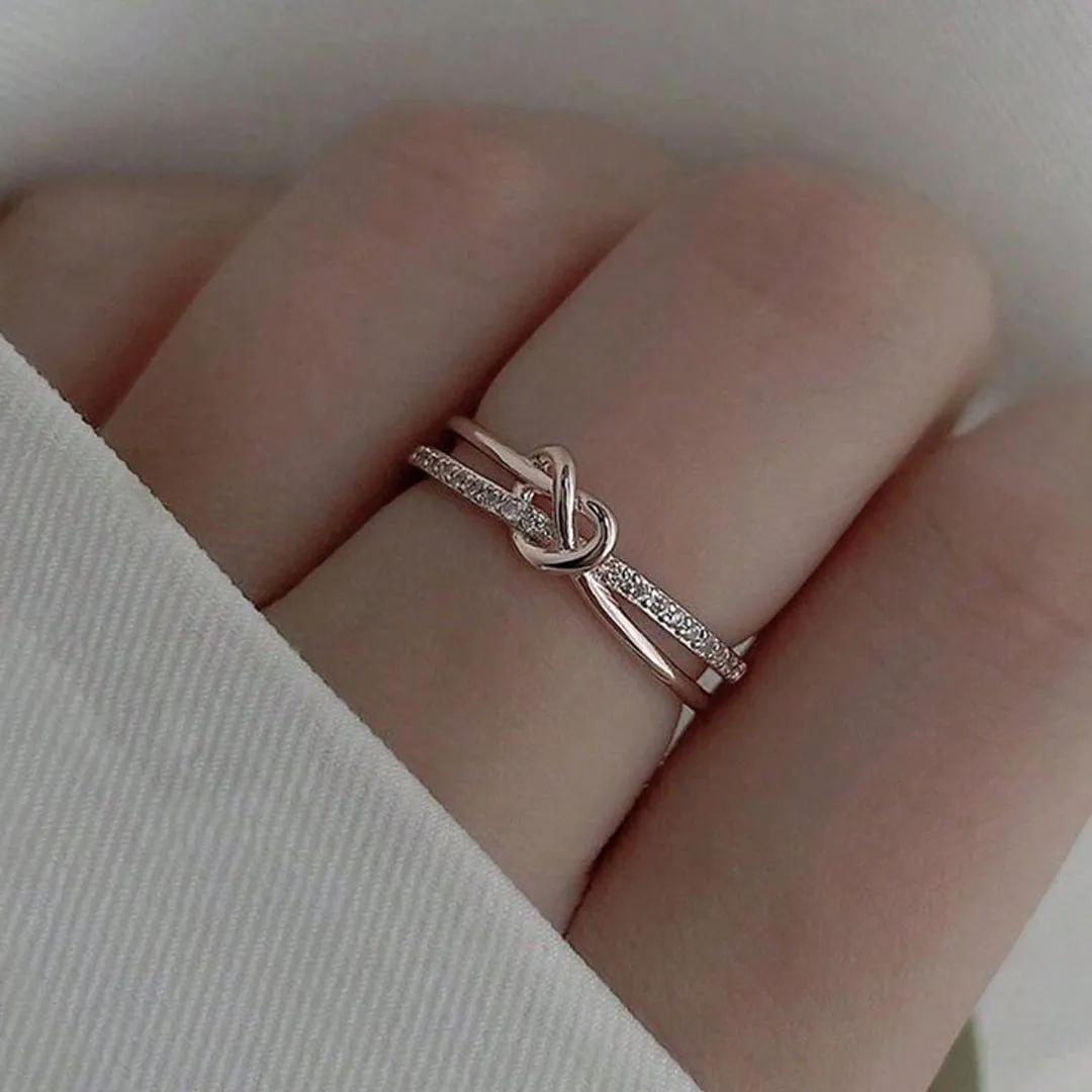 انگشتر خاص و ظریف زنانه