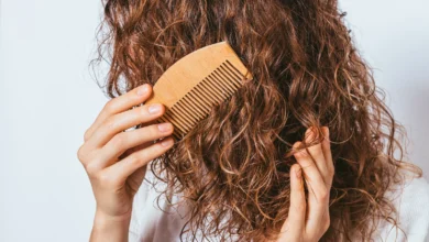 بهترین راه‌ها برای رطوبت‌رسانیِ مو چیست؟