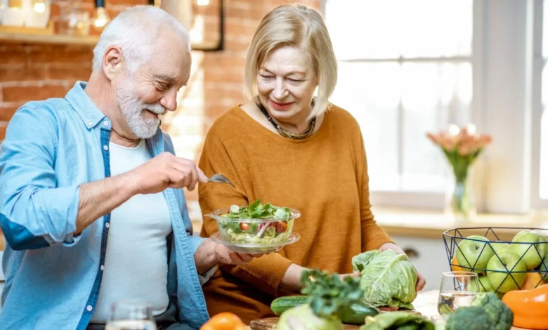 رژیم غذایی افراد بالای ۶۰ سال