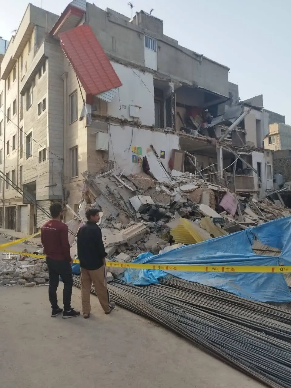 ریزش ساختمان