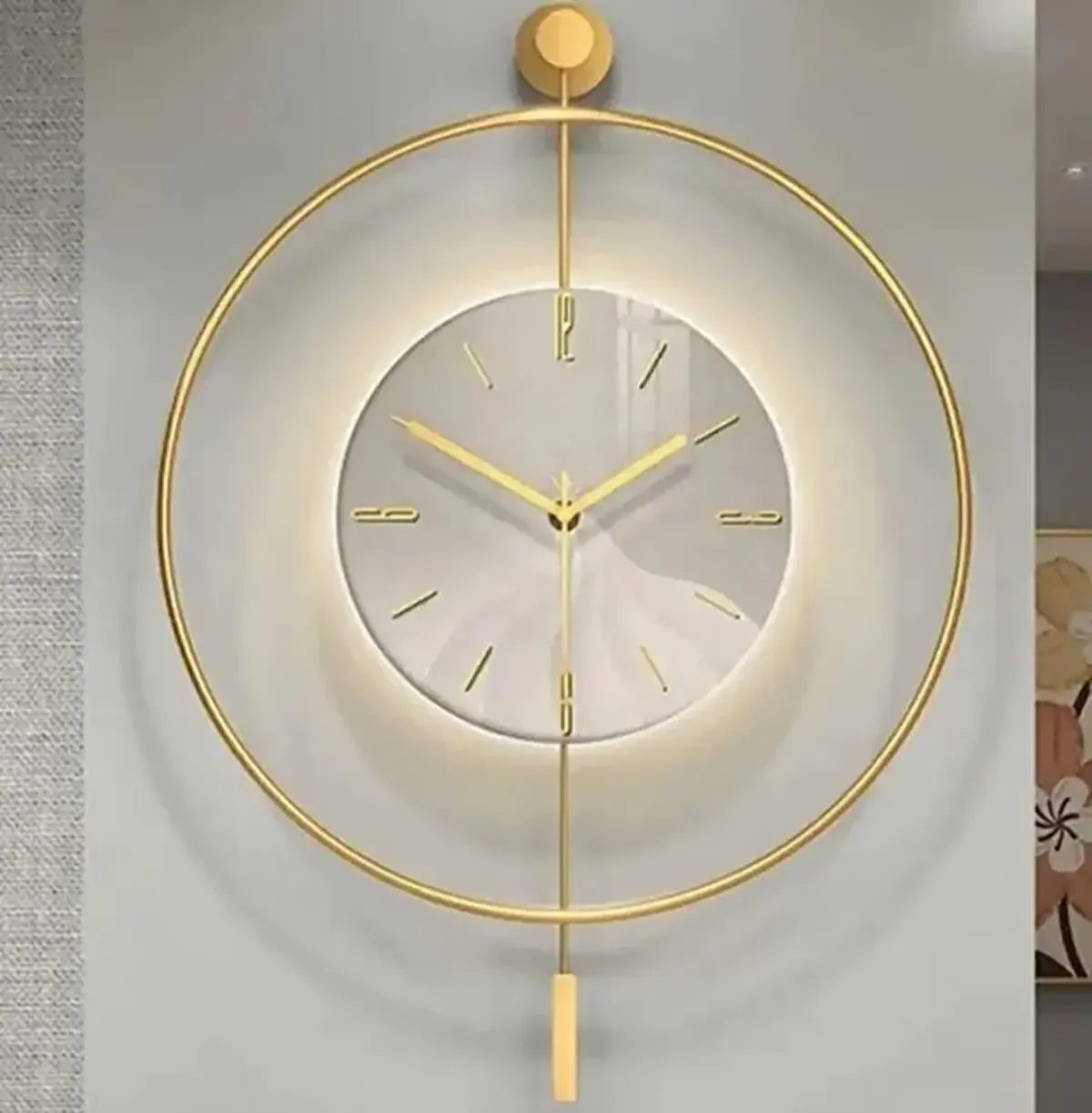 ساعت دیواری