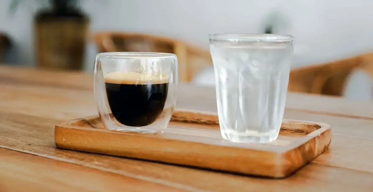 شستشوی مو با آب قهوه