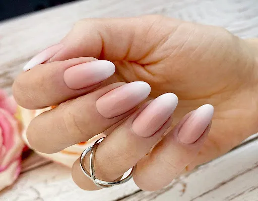 Ombre nails
