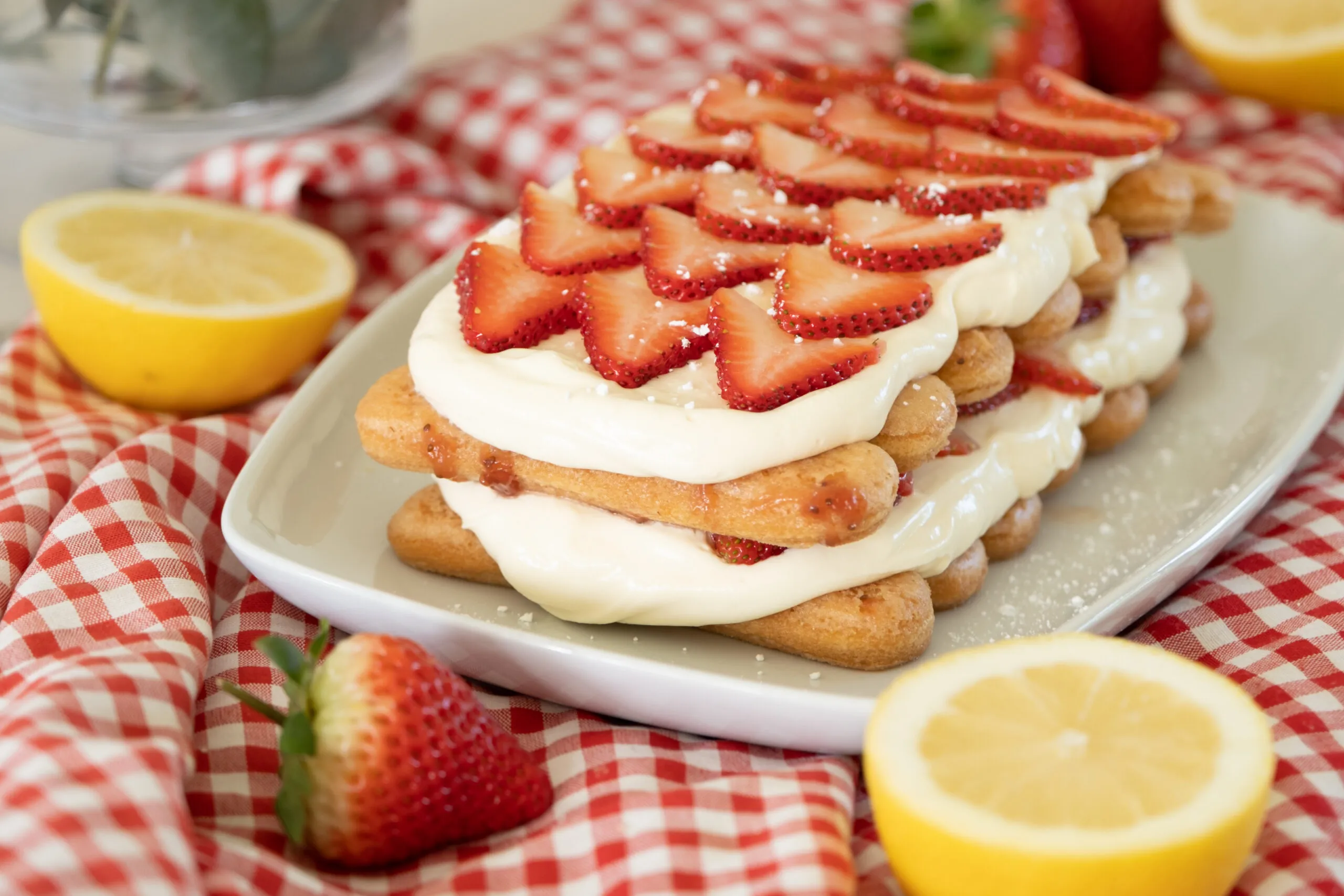 Strawberry and lemon tiramisu