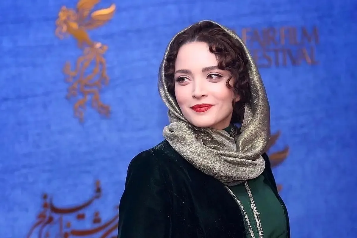 جشن امضا در نمایشگاه کتاب با بهنوش طباطبایی
