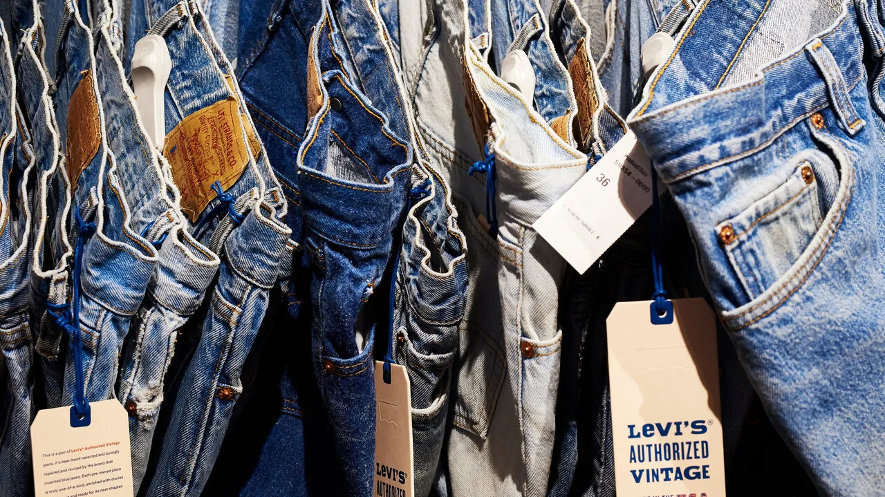 شخصیت شناسی از روی مدل و رنگ لباس 4 شلوار 1