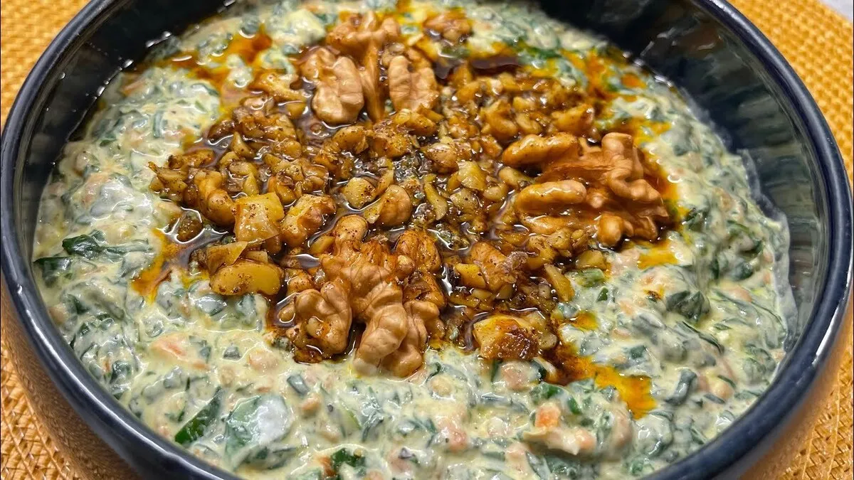 طرز تهیه بورانی اسفناج و هویج