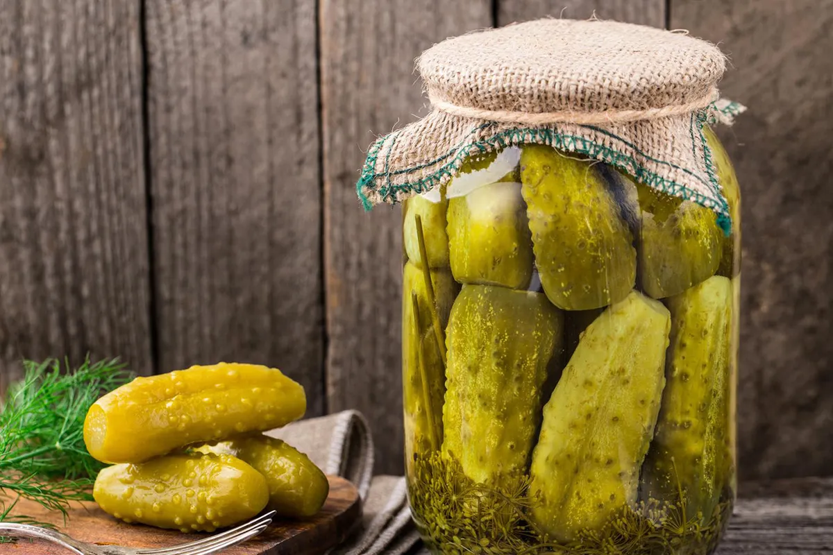 طرز تهیه خیارشور خانگی