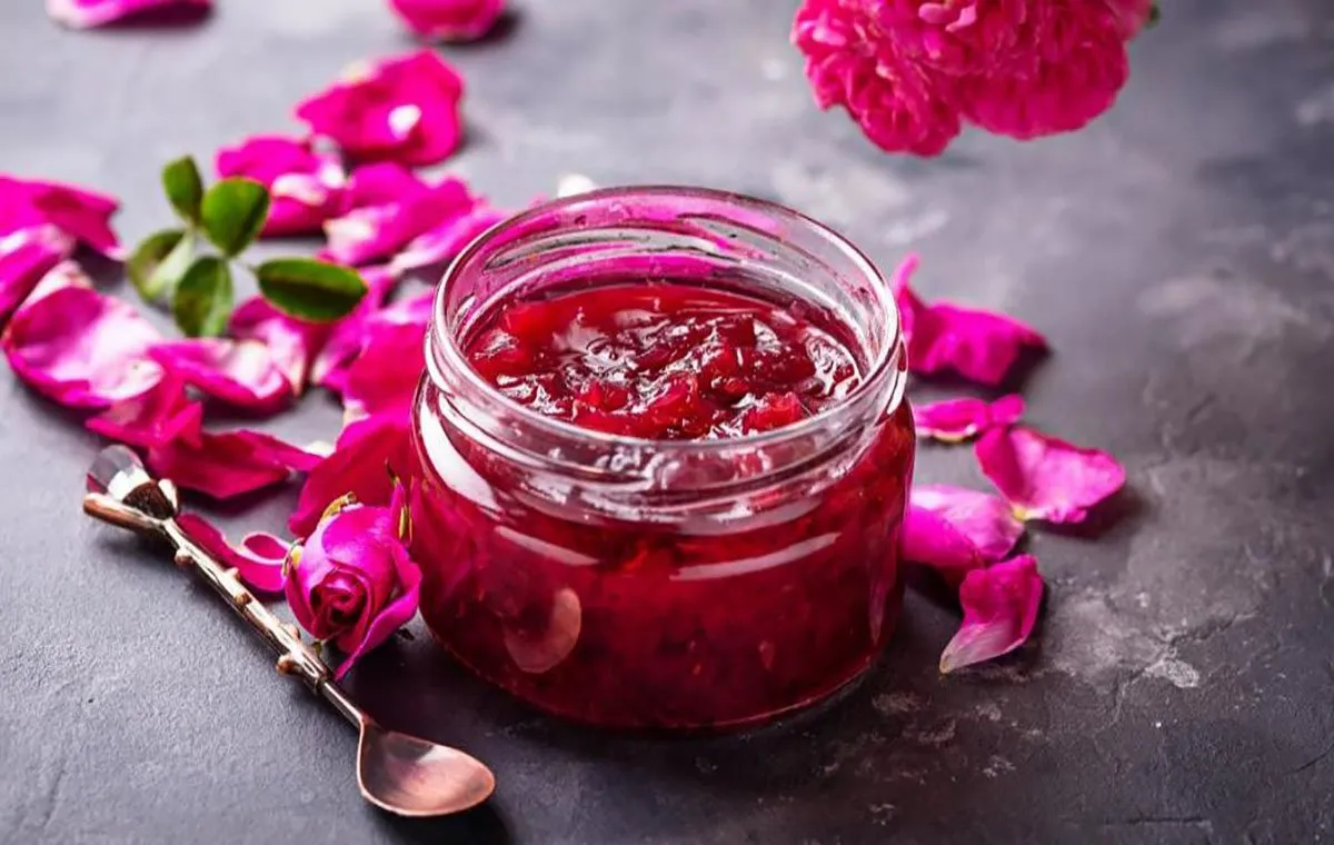 طرز تهیه مربای گل محمدی