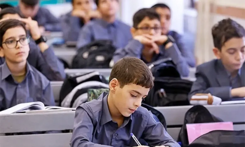 مدارس