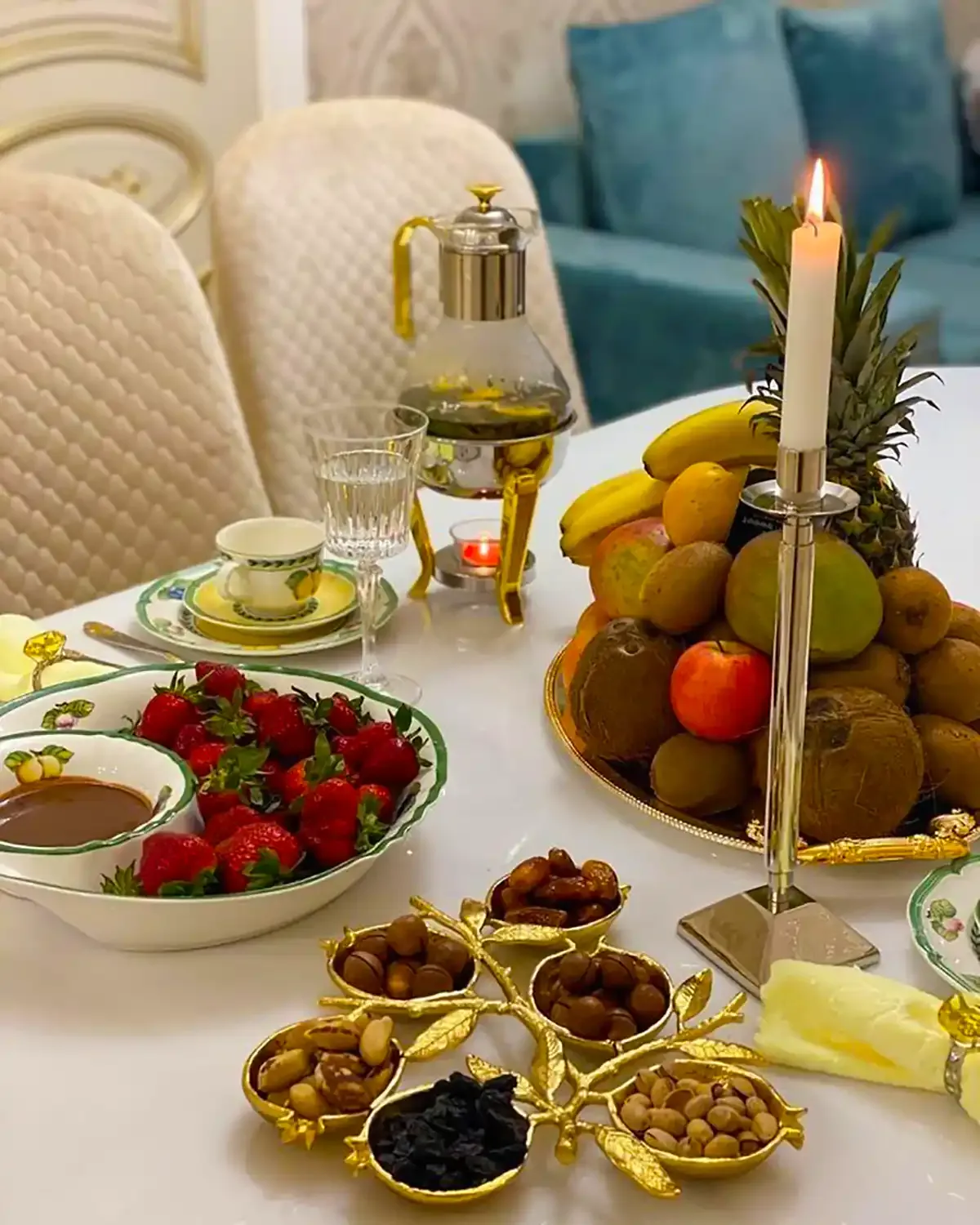چیدمان میز پذیرایی