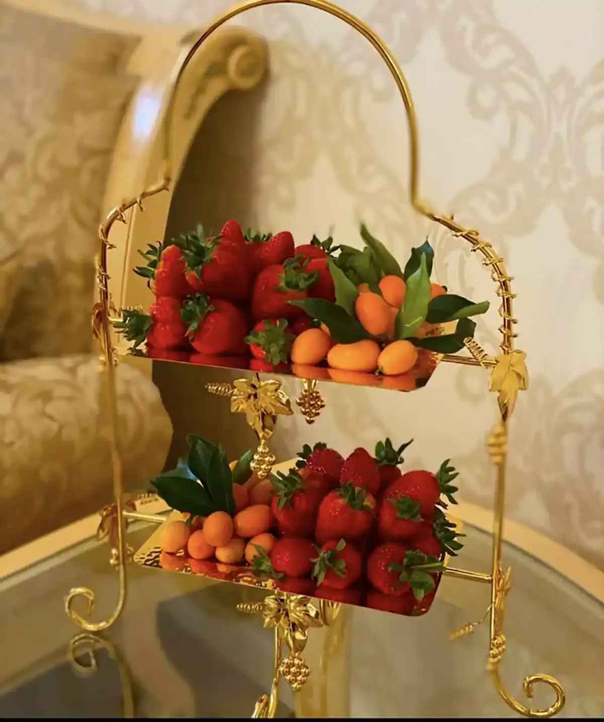 چیدمان میز پذیرایی