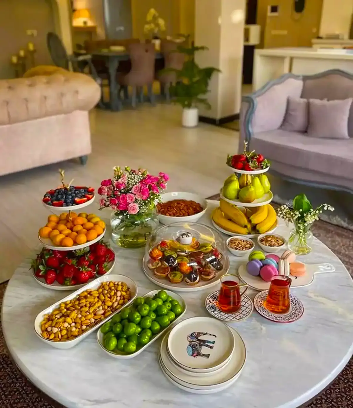 چیدمان میز پذیرایی