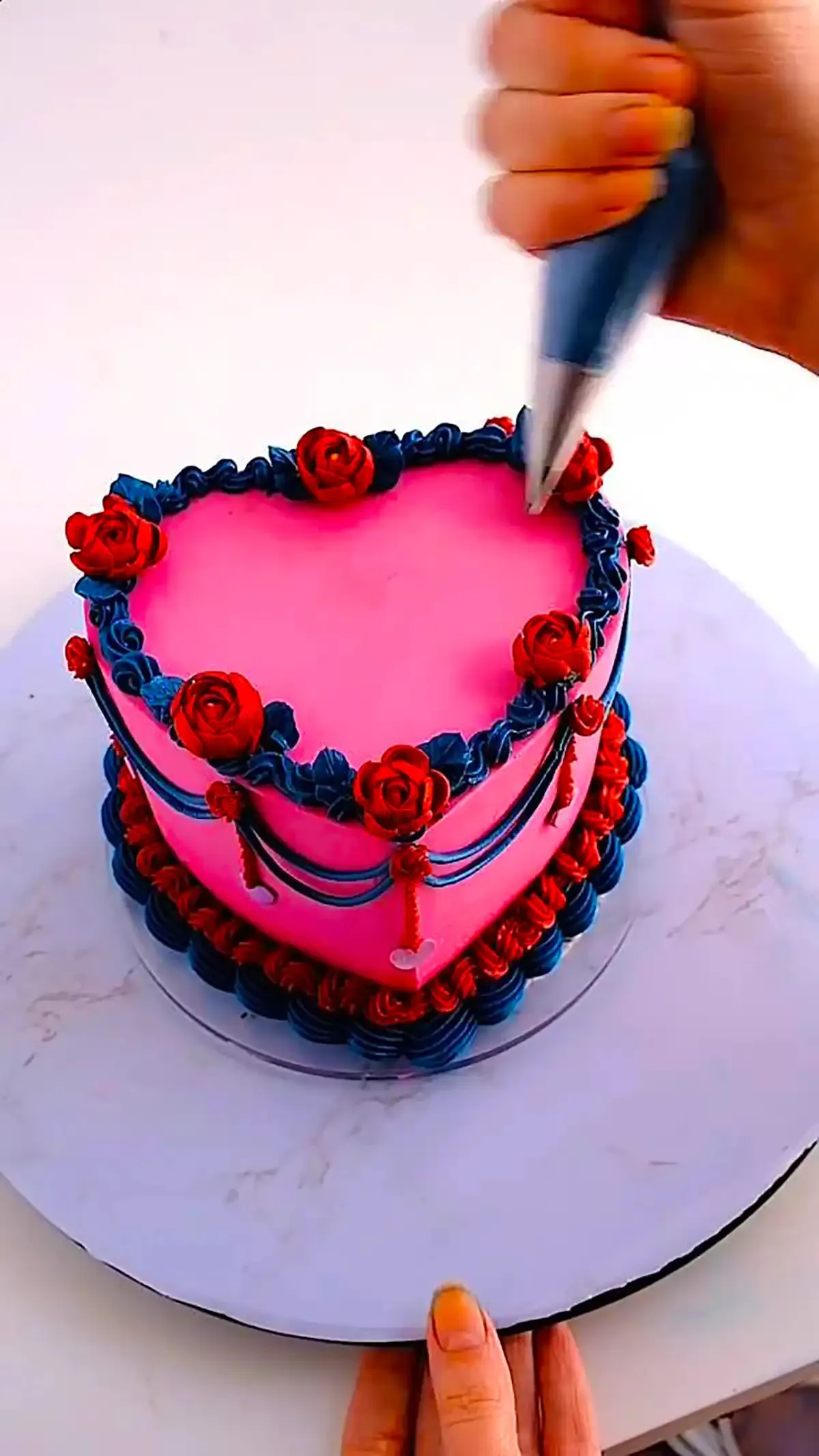 ۱۵ ایده متفاوت برای کیک تولد12