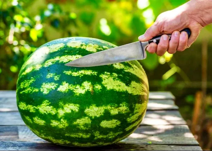 7 215