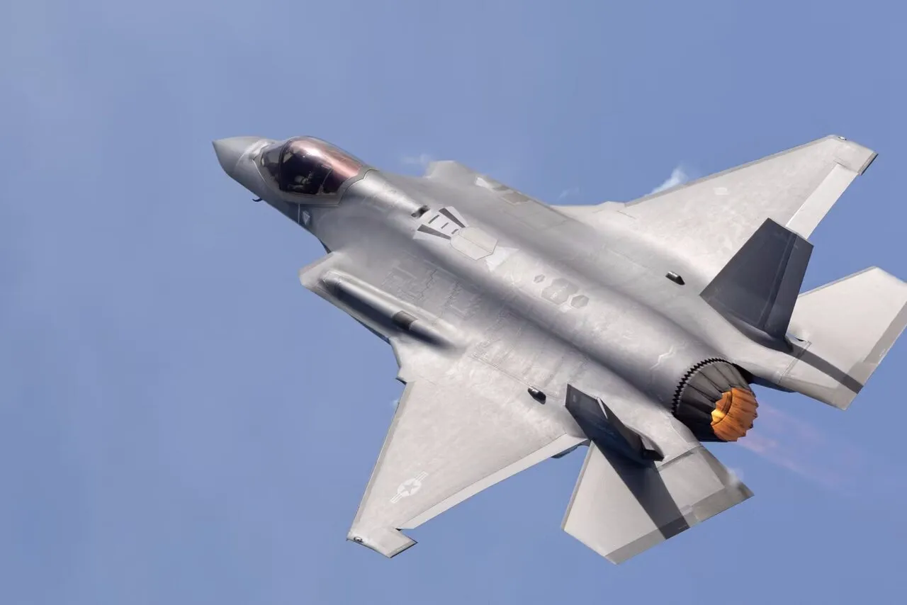 F35