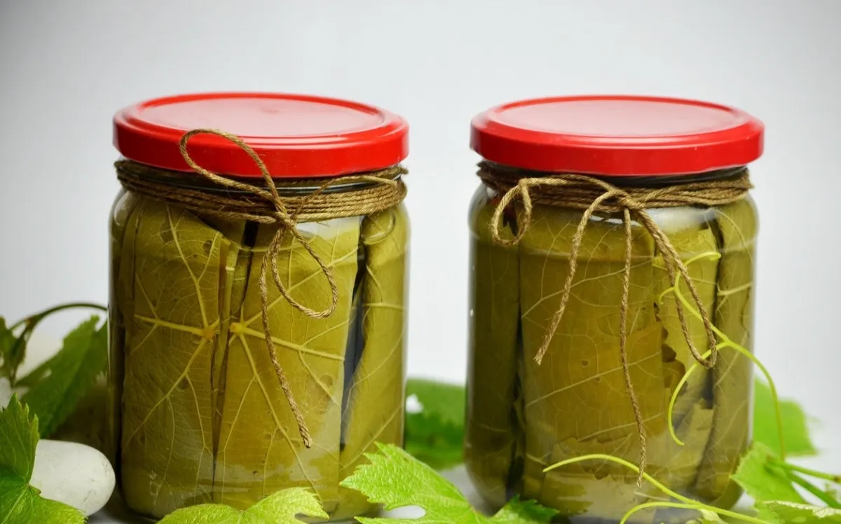Pickled hair leaves