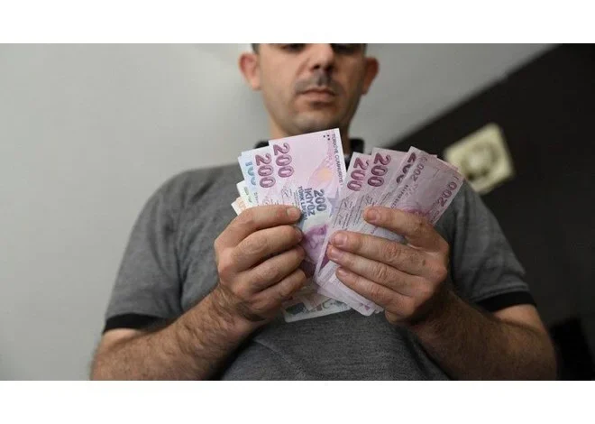 حداقل دستمزد