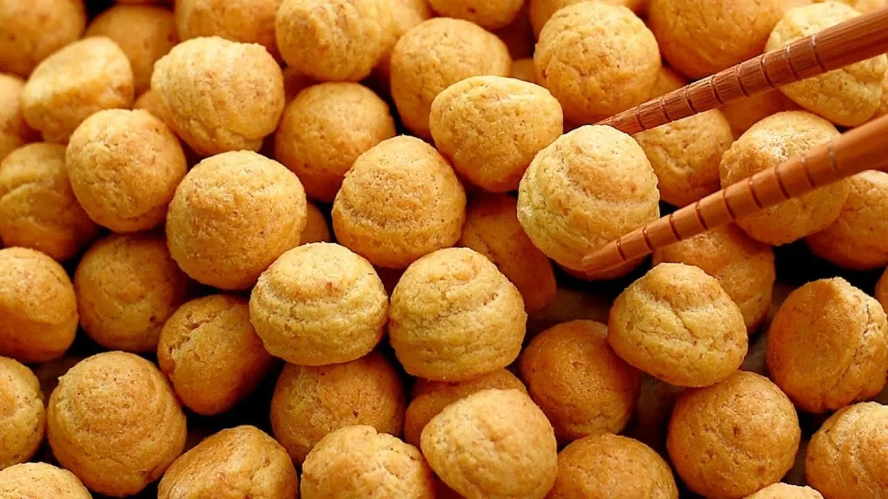 1 320