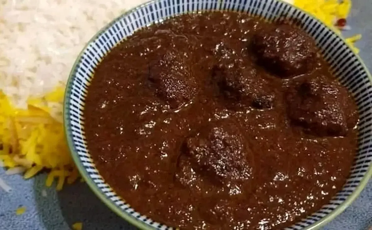 فسنجان زردآلو