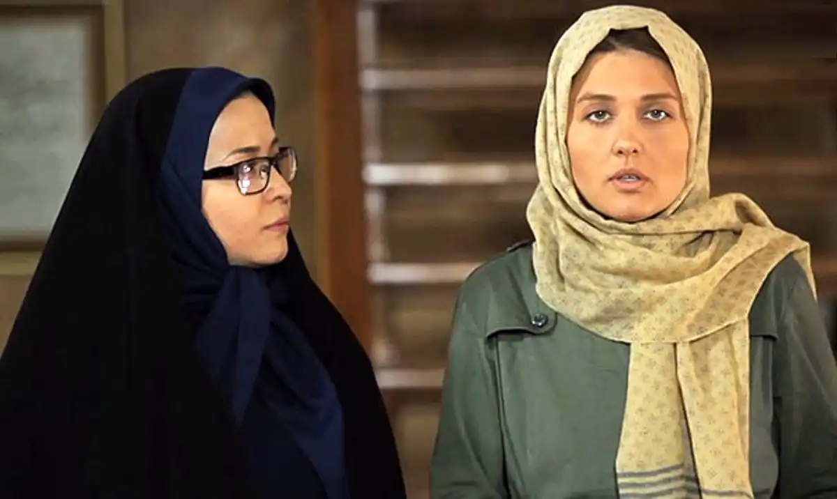 آزاده، دختر کیمیا