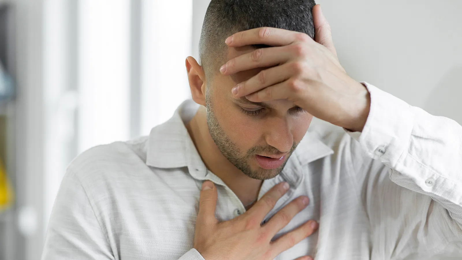 آیا سردرد ناشی از عطسه خطرناک است؟1