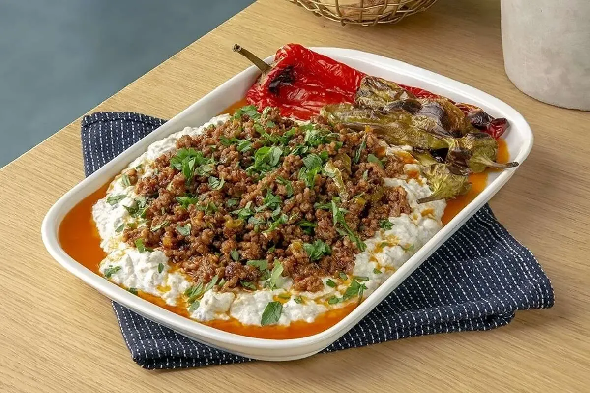 علی نازیک ترکیه ای