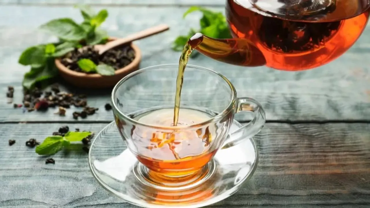 چای چه بلایی سر دستگاه گوارش می‌آورد؟