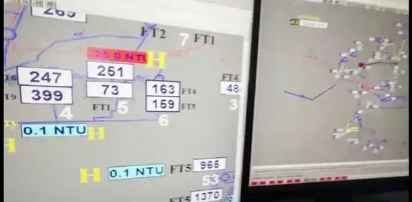 2 122