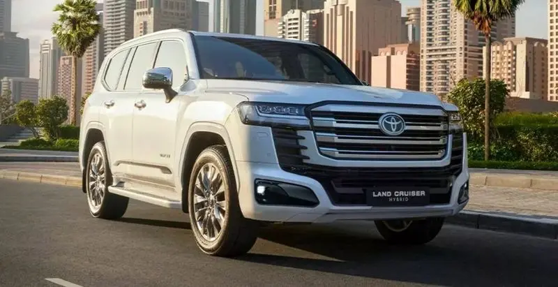 تویوتا لندکروزر