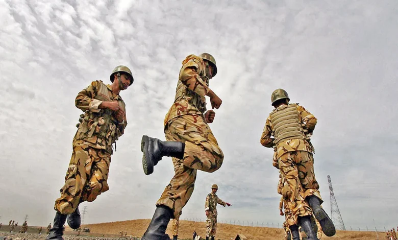 سربازان