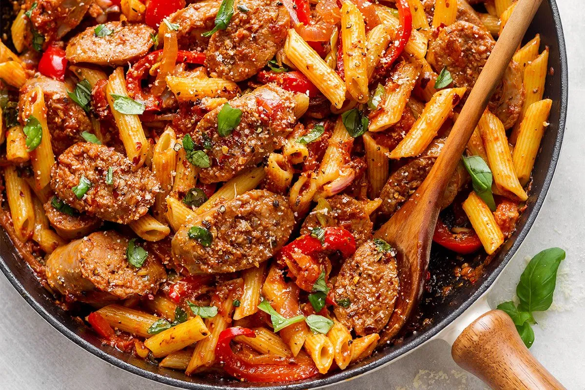 طرز تهیه سوسیس ماکارانی ساده