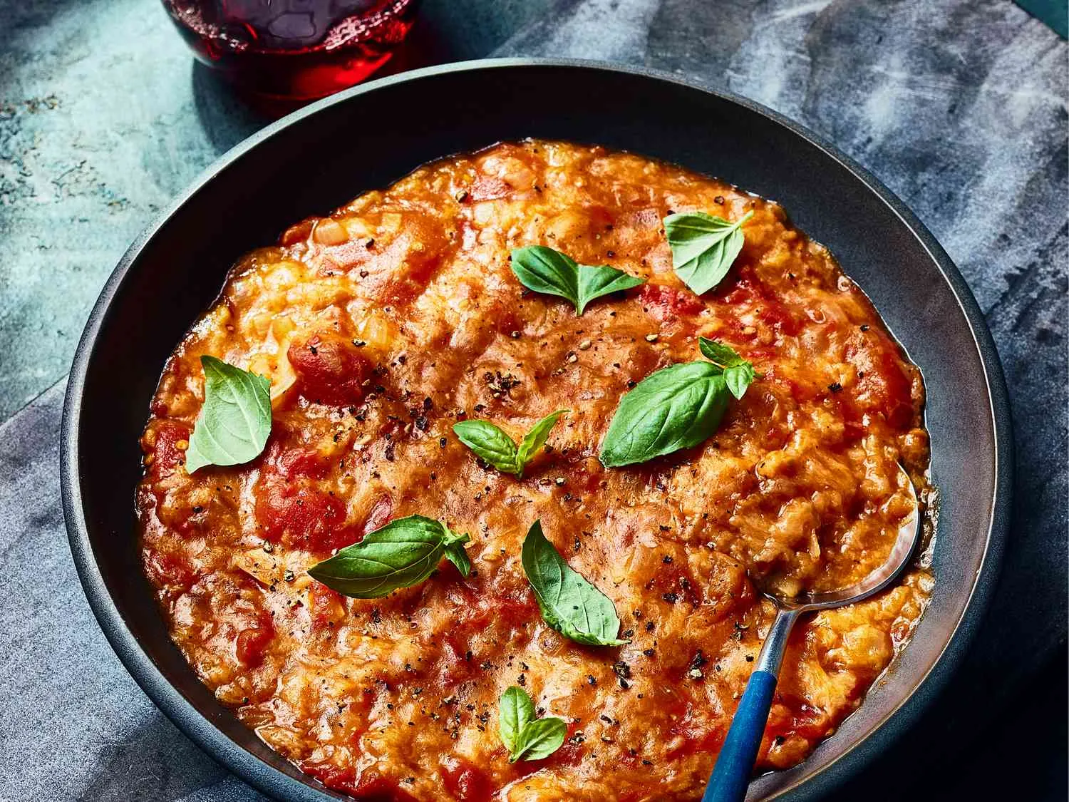 طرز تهیه سوپ گوجه فرنگی ایتالیایی