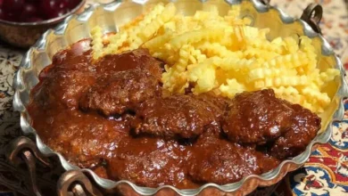 طرز تهیه کوکوی ساده گیلانی با گردو و رب انار