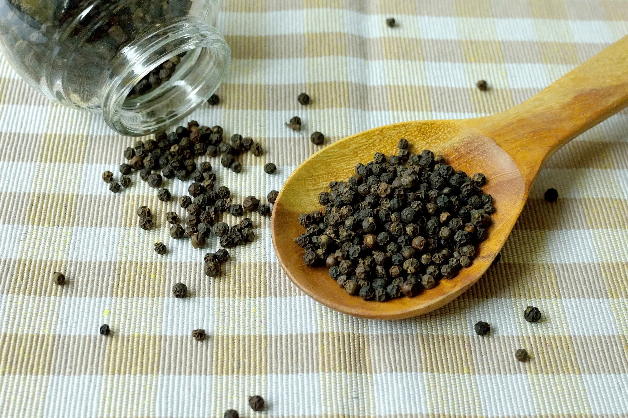 کاهش کلسترول خون با فلفل سیاه