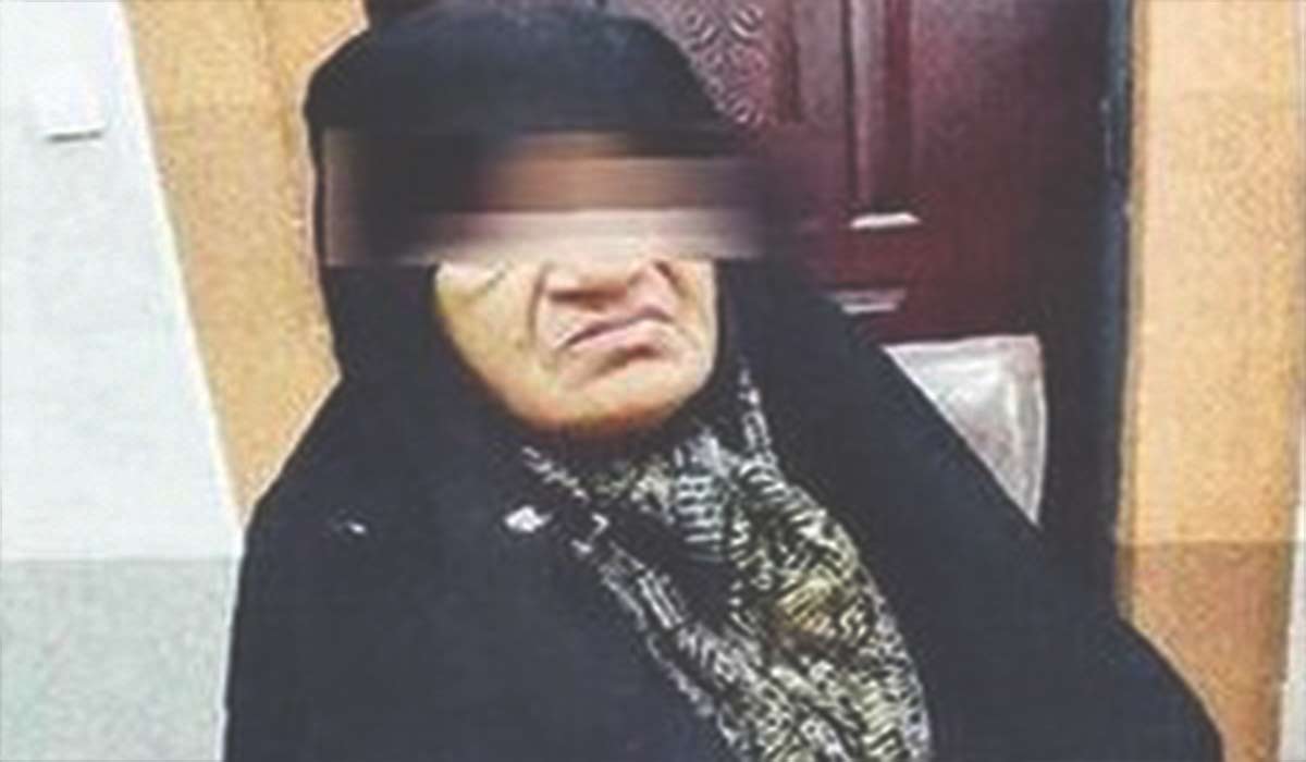 کلثوم اکبری