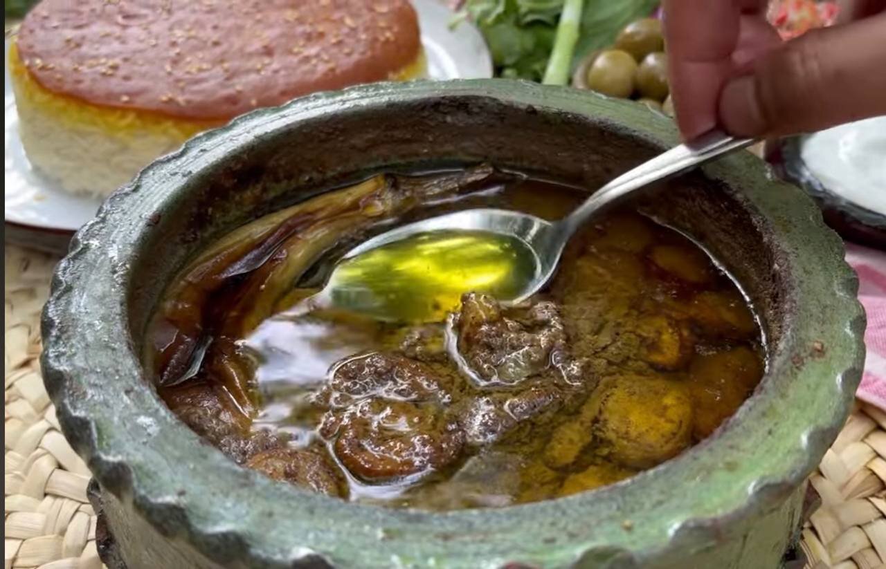 خورشت شش انداز