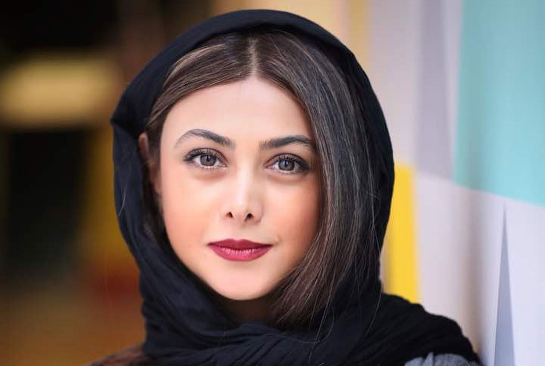 آزاده صمدی